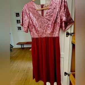 Jessakae dress size small